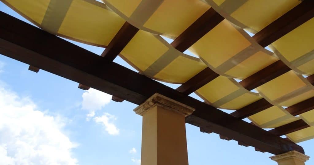 Read more about the article Pergolas for Small Spaces: Maximizing Your Outdoor Area