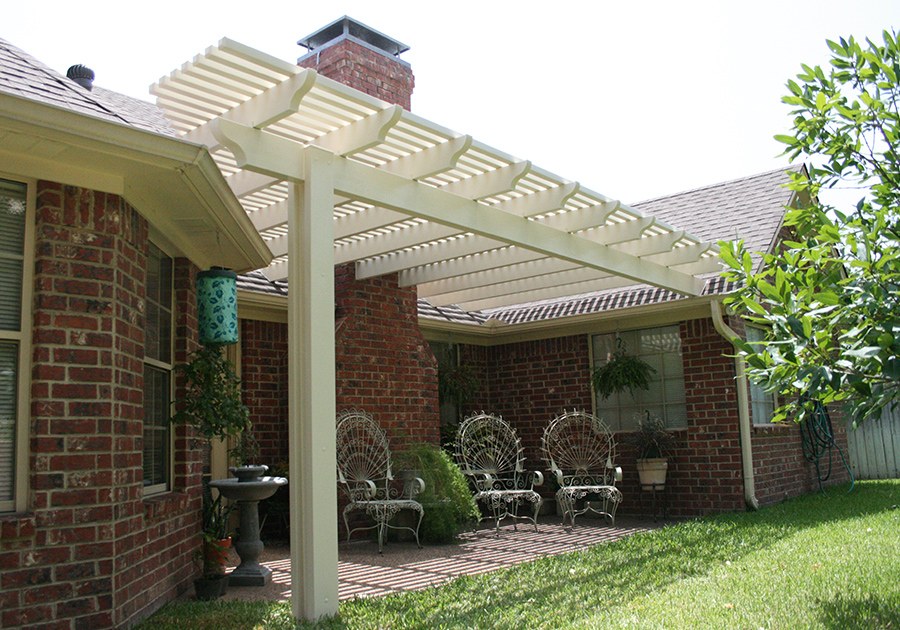 Four Seasons Elitewood pergola attached to a home